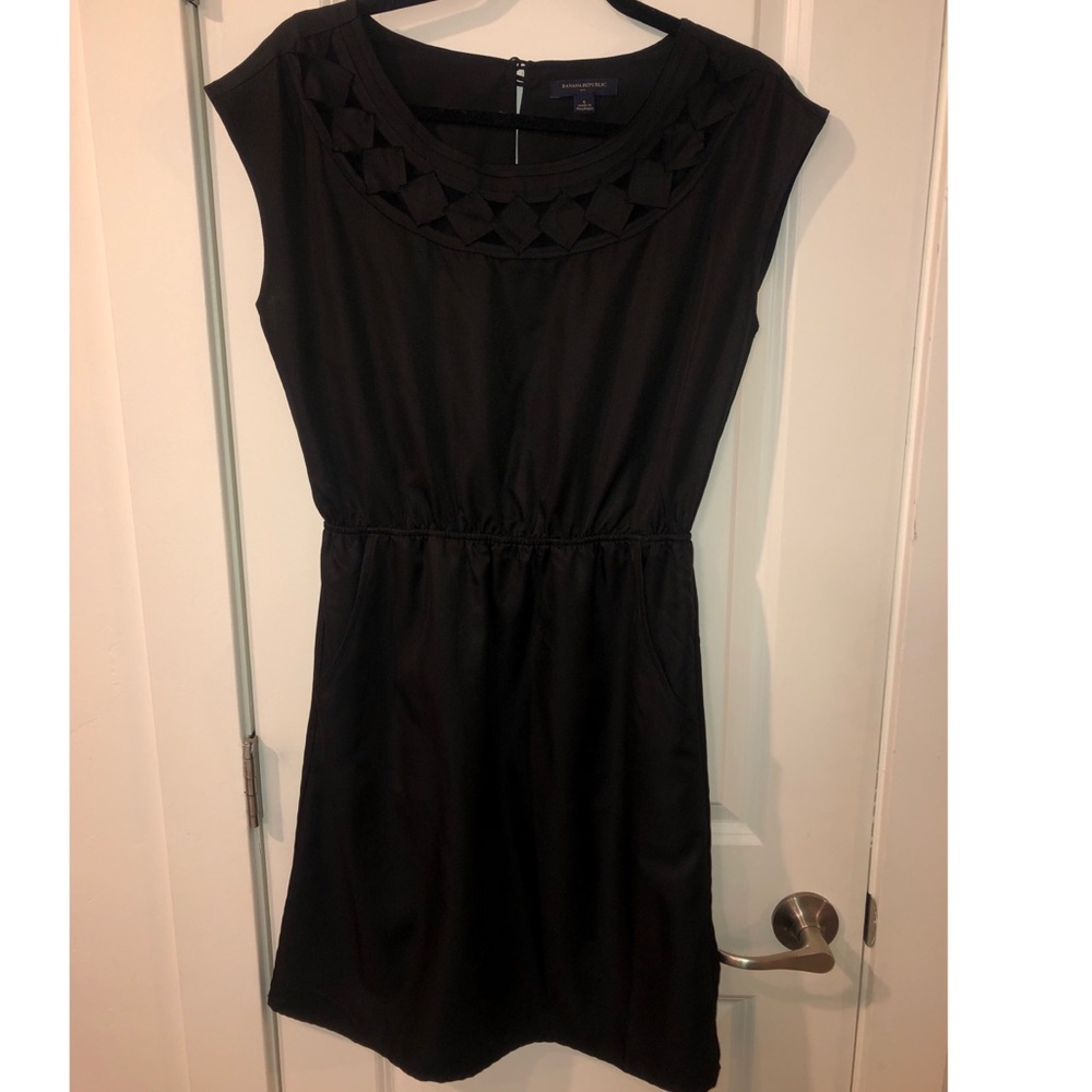 Cap sleeve black dress